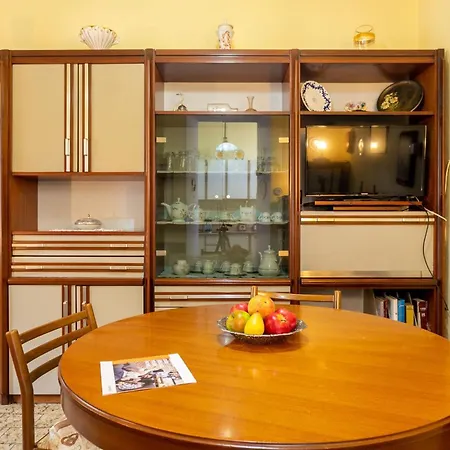 Sweet Honey By Halldis Appartement Dongo