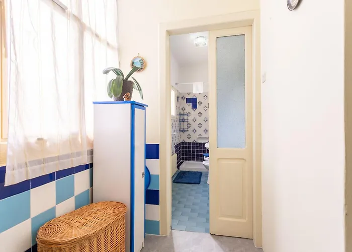 Sweet Honey By Halldis * דונגו