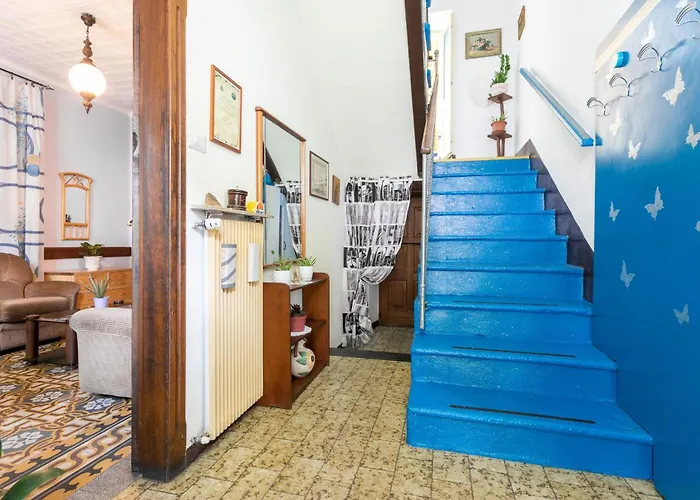 Sweet Honey By Halldis